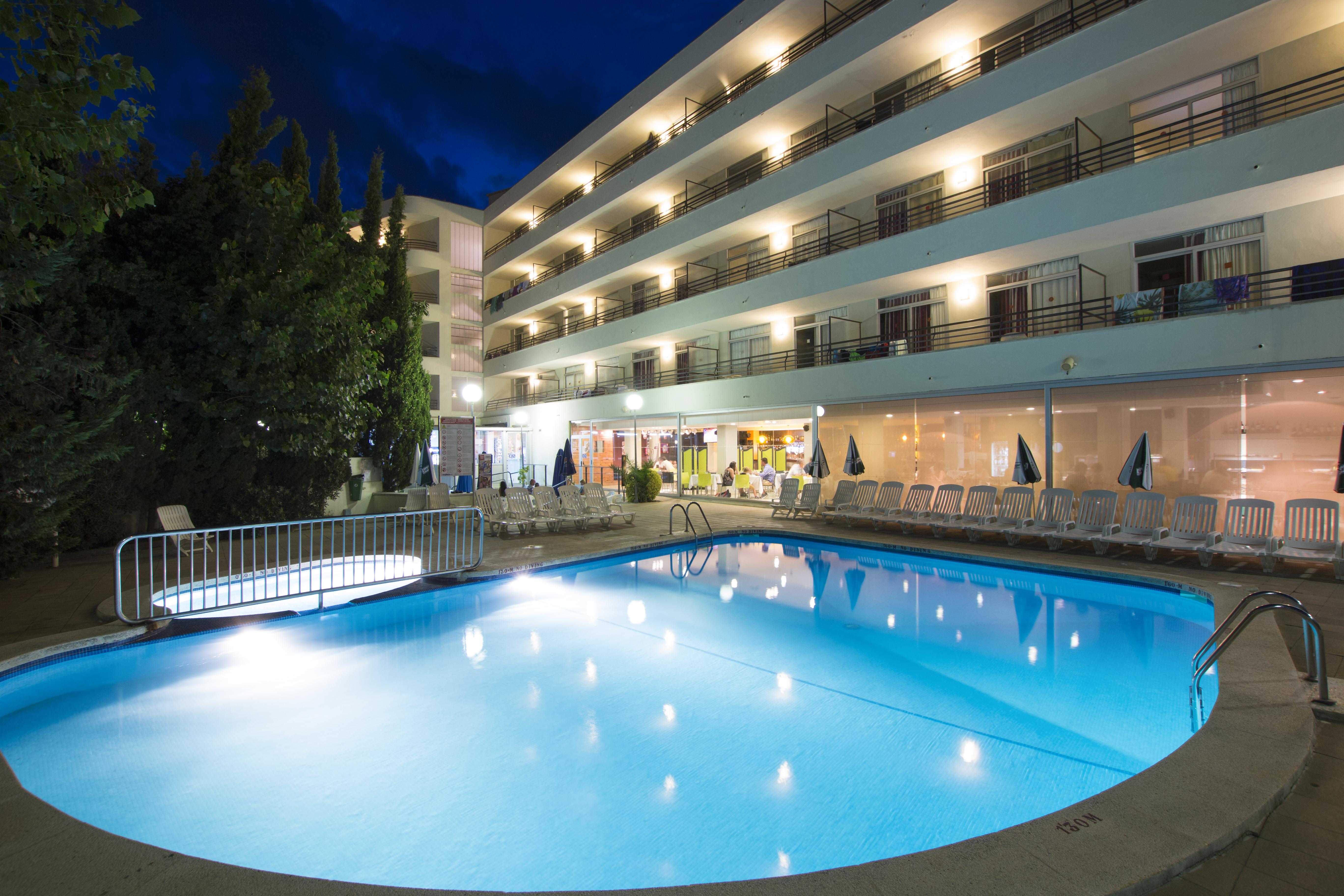 טוסה דה מאר Medplaya Aparthotel Esmeraldas מראה חיצוני תמונה